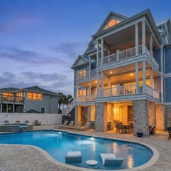 Anchor of the Soul: Oceanfront Luxury w/private pool & Amenities