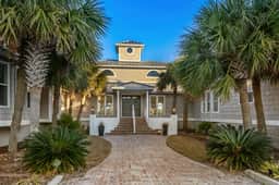 Alpha At The Point: Oceanfront, Private Pool & Hot Tub, Breathtaking Views - Image 2
