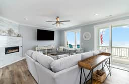 Salty Breeze: Luxury Oceanfront w/Private Pool, Hot Tub & Firepit - Image 3