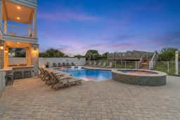Anchor of the Soul: Oceanfront Luxury w/private pool & Amenities - Image 2