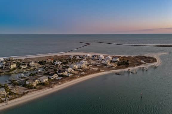 Alpha At The Point: Oceanfront, Private Pool & Hot Tub, Breathtaking Views - Image 3