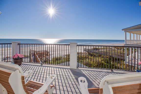 Ocean Breeze: Oceanfront Pool & Hot Tub - Image 3
