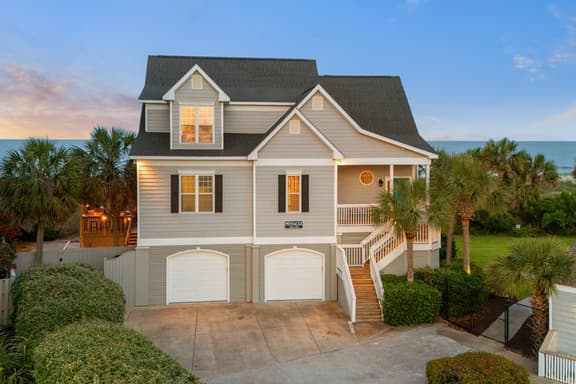 The Pinnacle: Oceanfront | Hot Tub | Game Room | Tiki Bar - Image 1